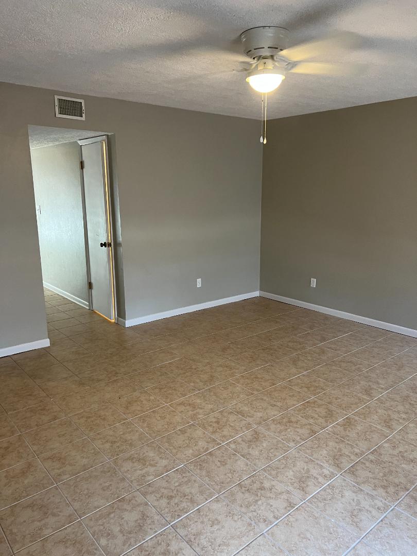 151 Susan Street, Gladewater — photo 1