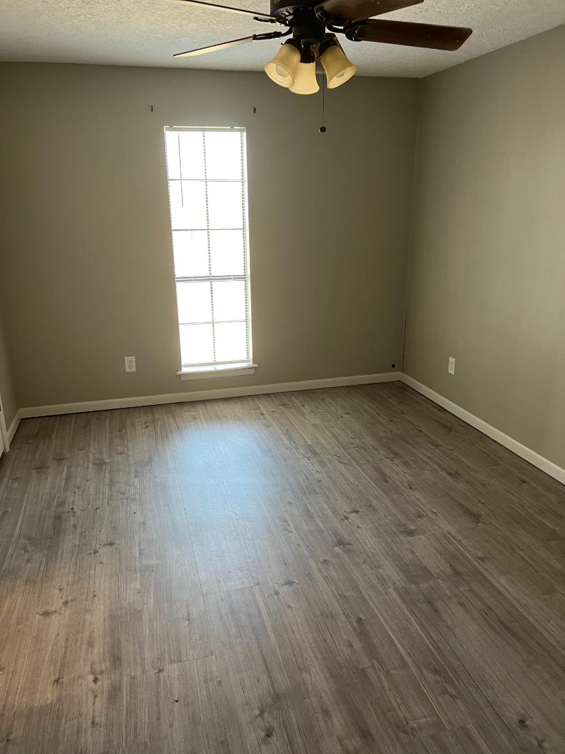 151 Susan Street, Gladewater — photo 8